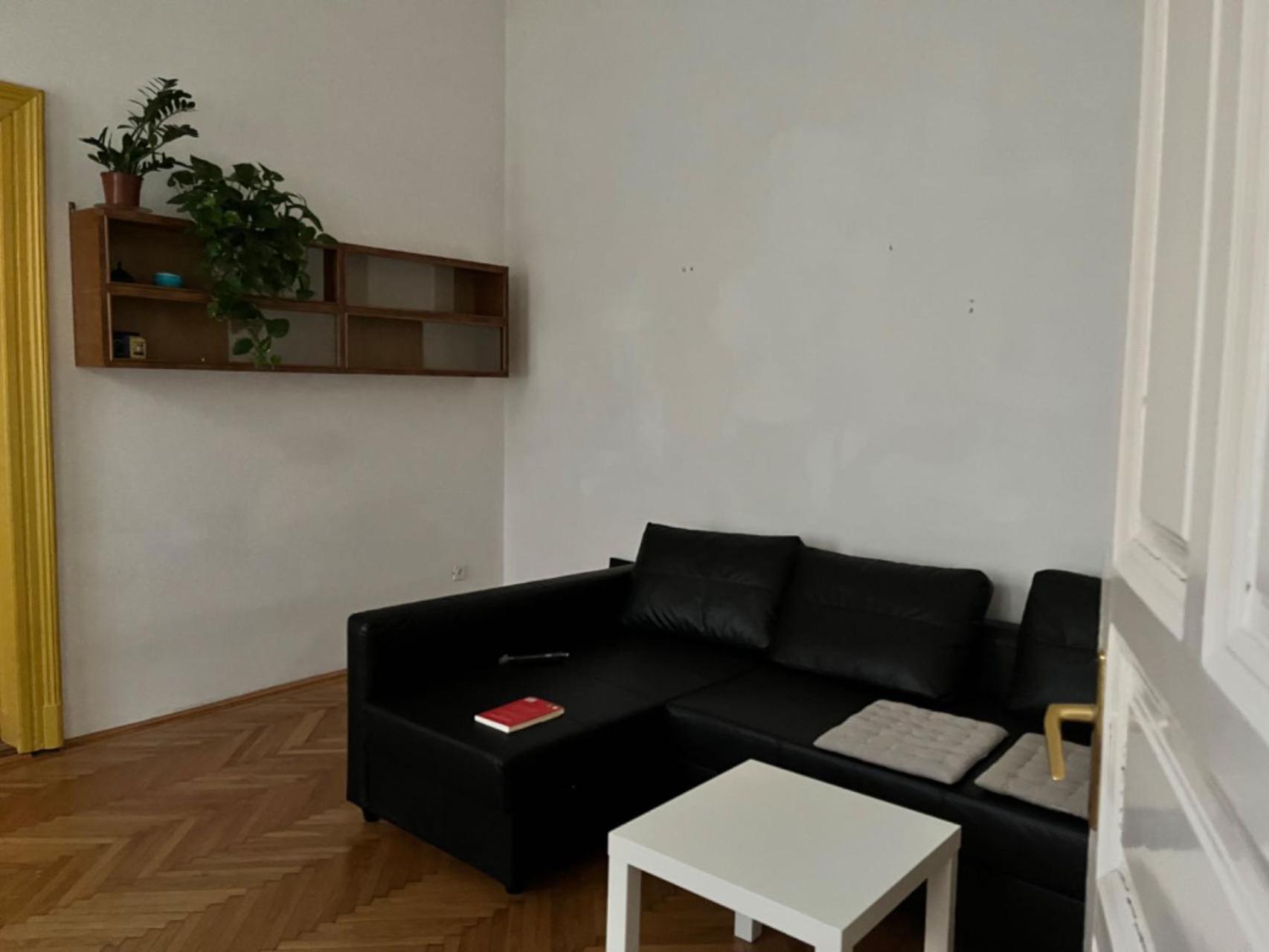 Private For Erasmus Student